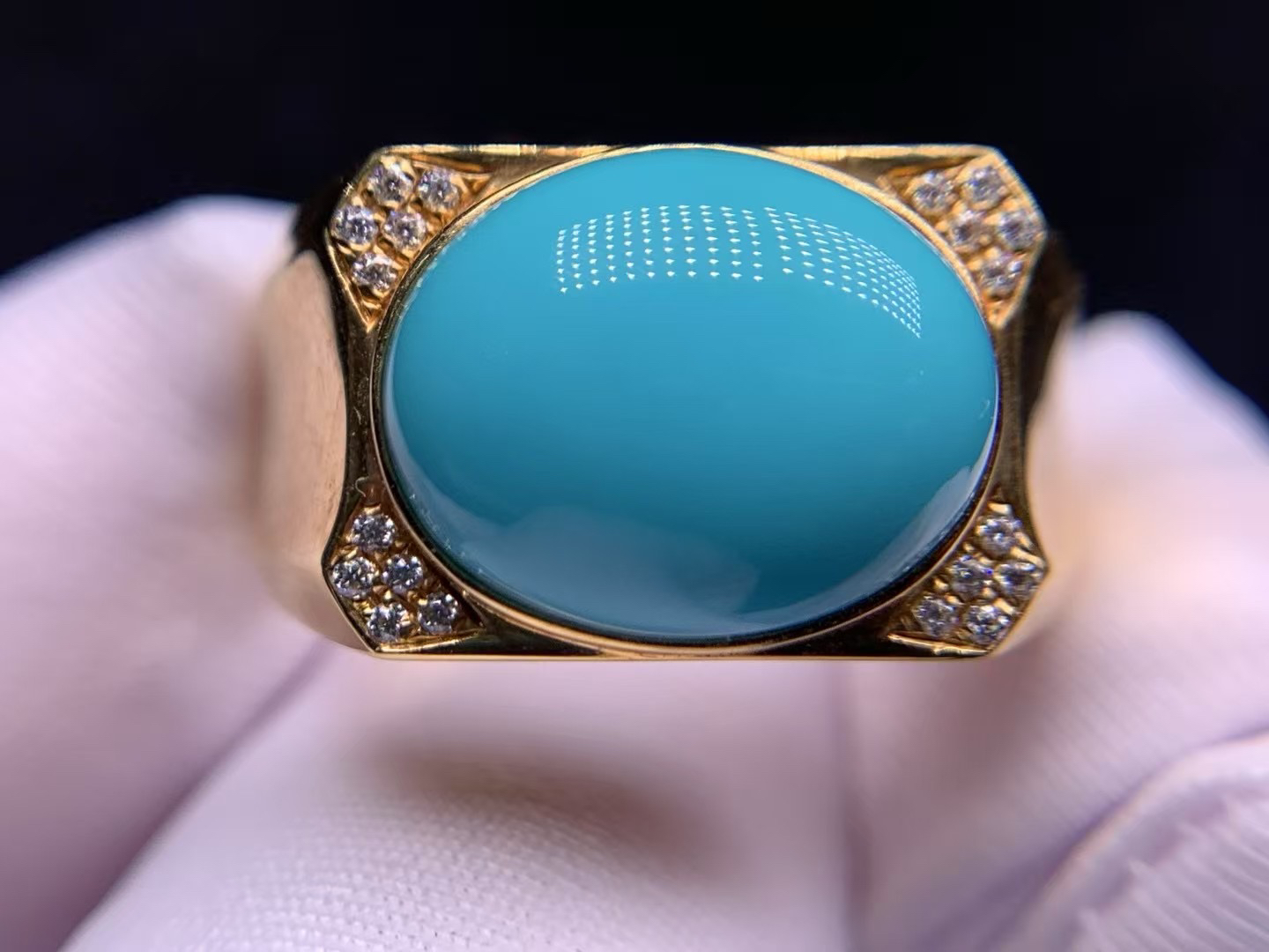 原矿绿松石18k金镶嵌戒指 戒面尺寸14×11.5，外围17×12，重9.5克，