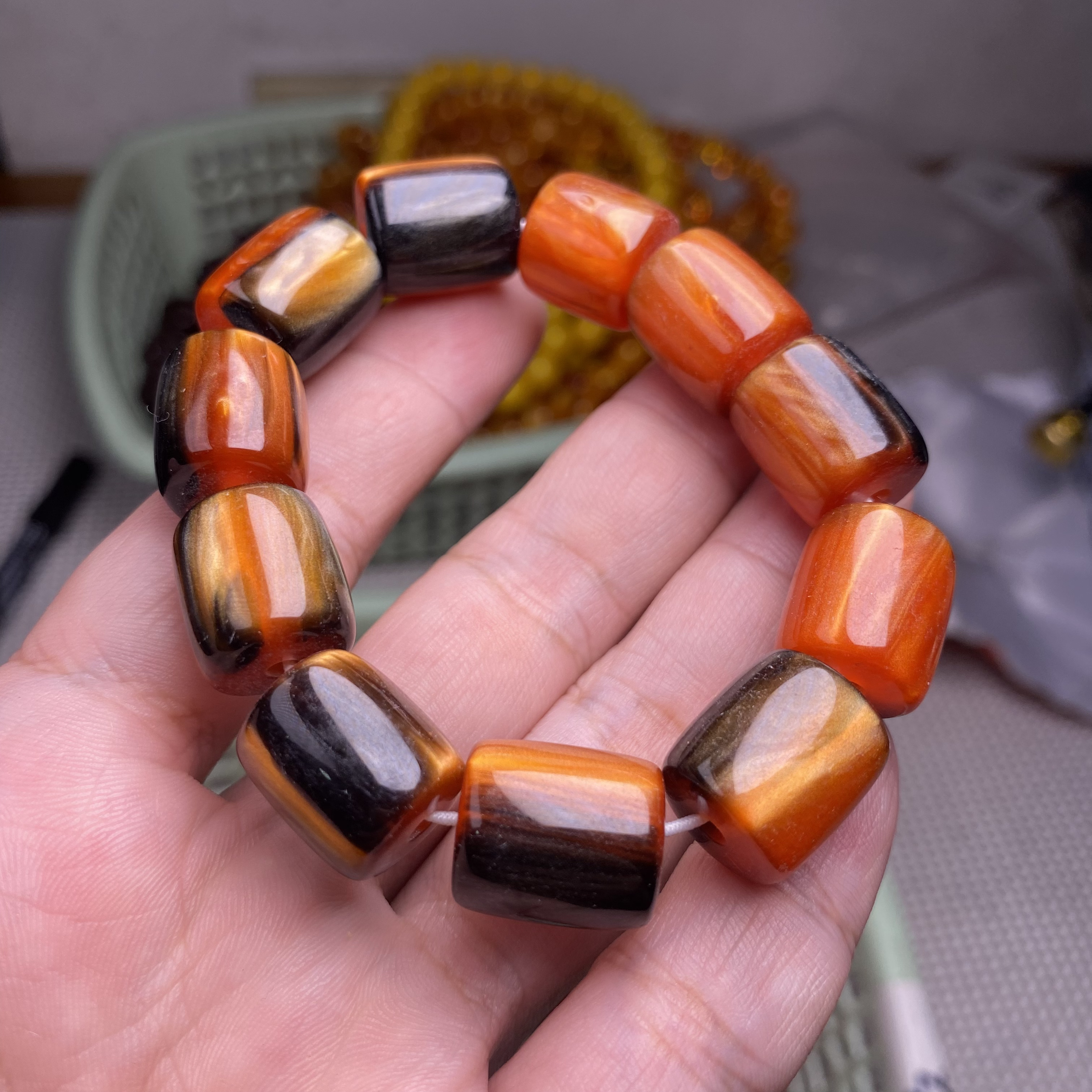 B641  直切血海松蜜手串   