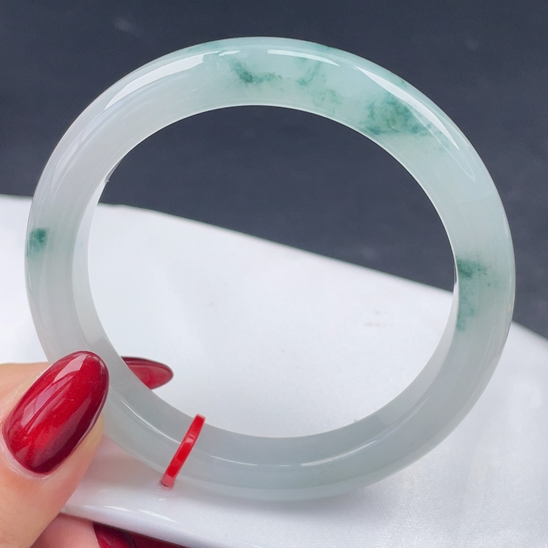 翡翠未镶嵌手镯55圈口