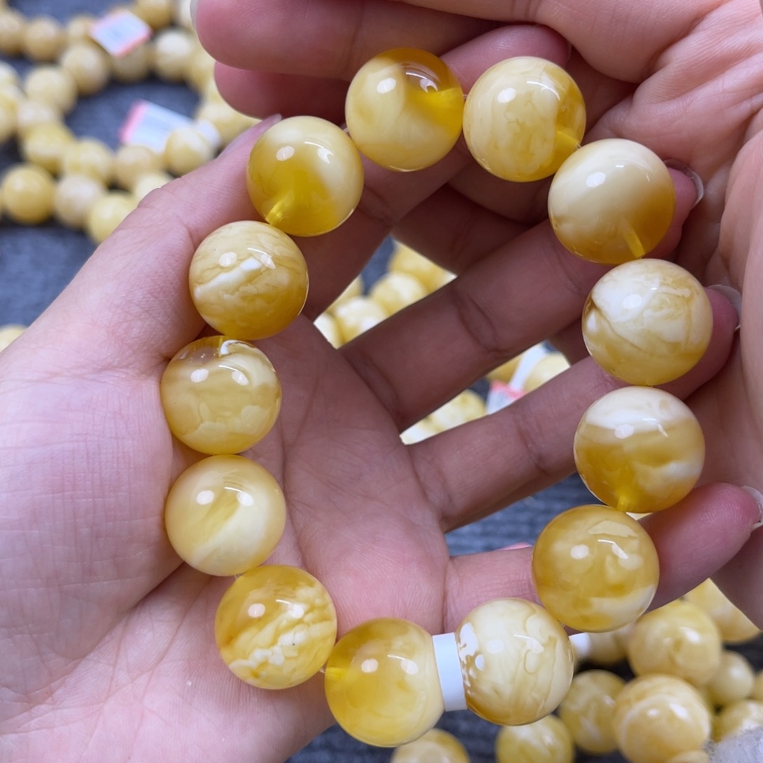 琥珀裸石未镶嵌尺寸17