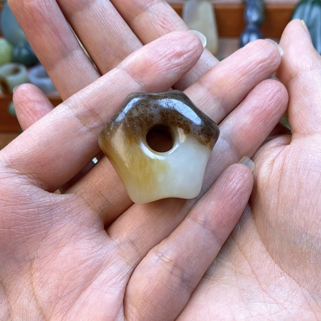 和田玉（糖玉）颈饰未镶嵌琦**定制