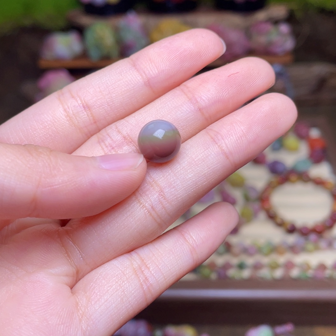 从***慢玛瑙/玉髓未镶嵌珠宝半成品盐源玛瑙炫彩彩虹珠