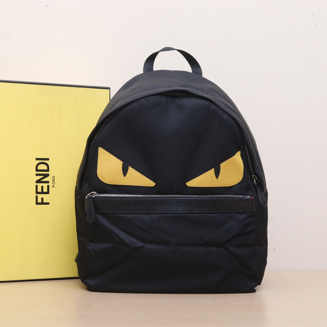 95新 FENDI/芬迪 【小花黑黑】 黑色 尼龙 小怪兽 双肩包