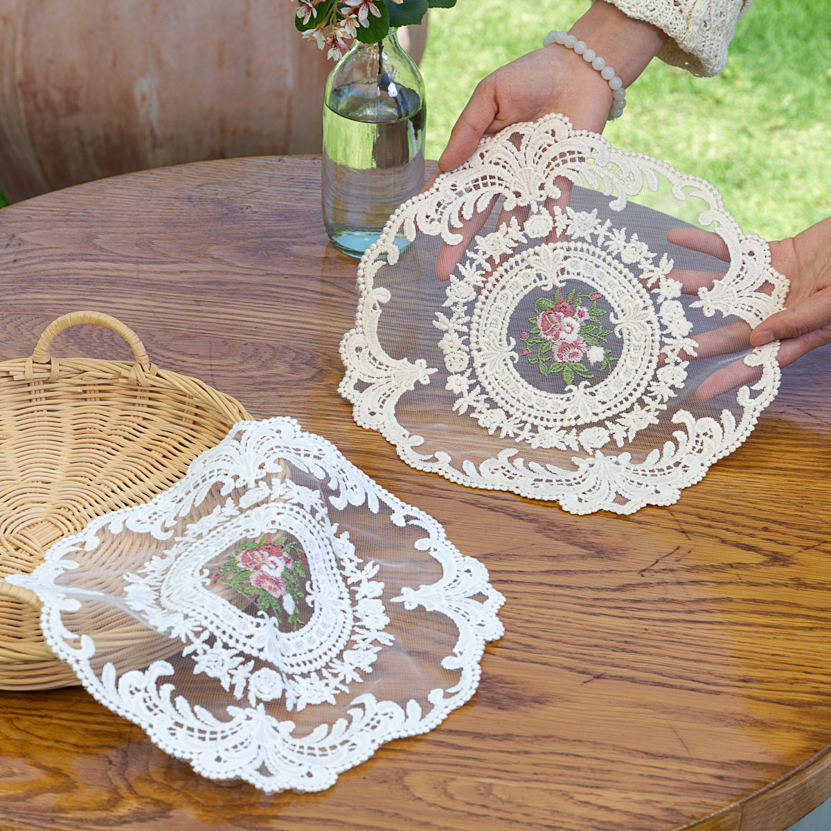 法式复古蕾丝绣花桌垫餐垫杯垫欧式居家装饰摆拍道具