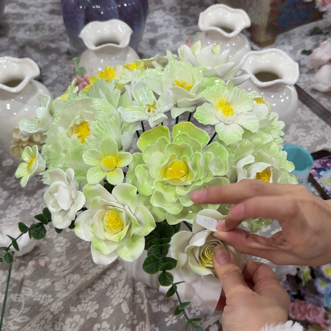 1238不带瓶子陶瓷花拍满20元发货退款的拉黑