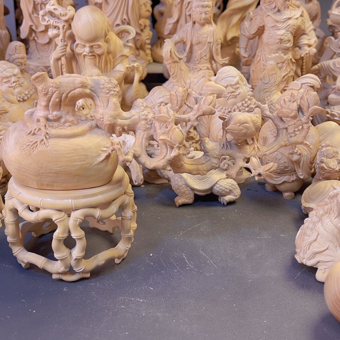 【闪购商品】木邢****龙小叶黄杨木18长花开富贵和圆底座