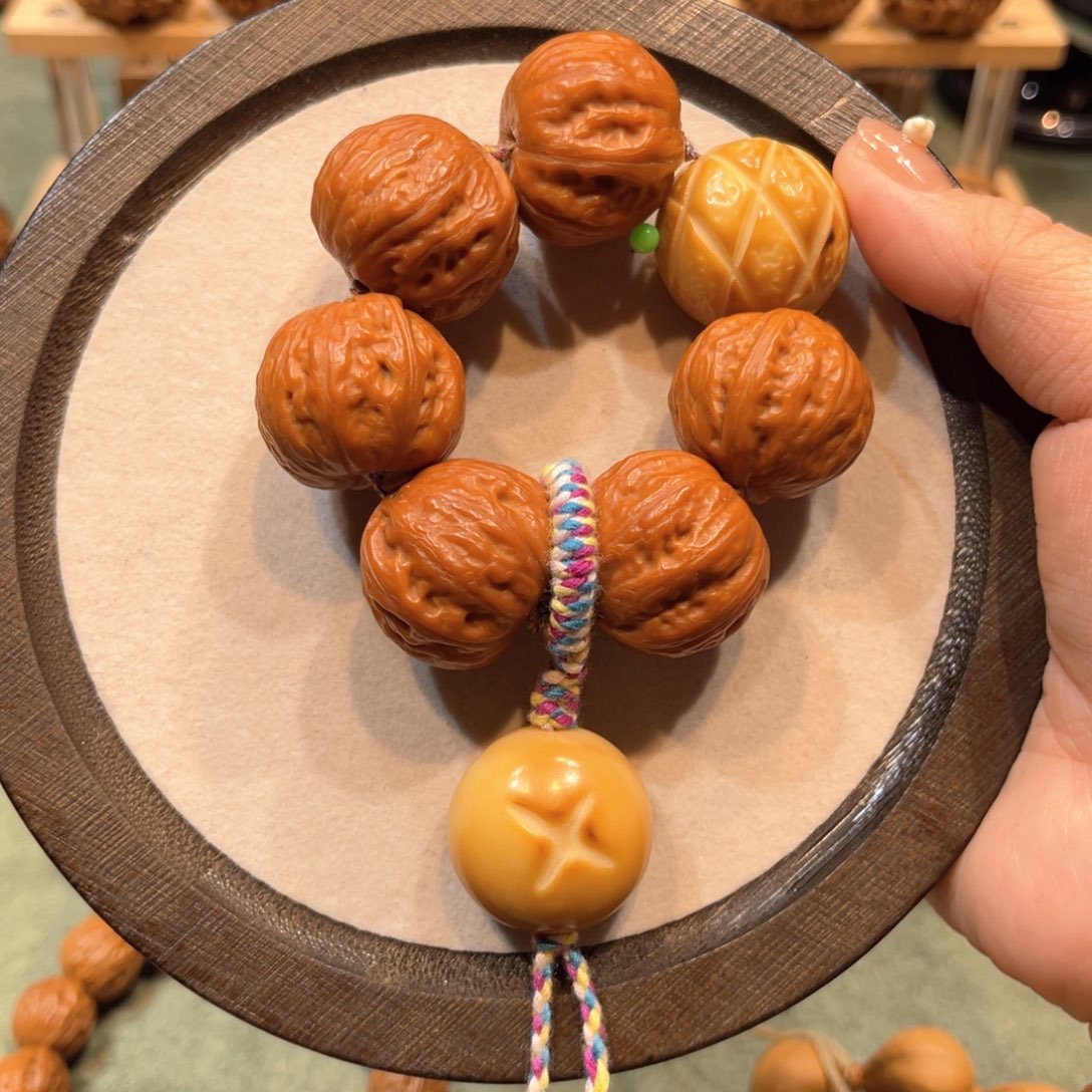 把件文玩核桃菠萝包设计款