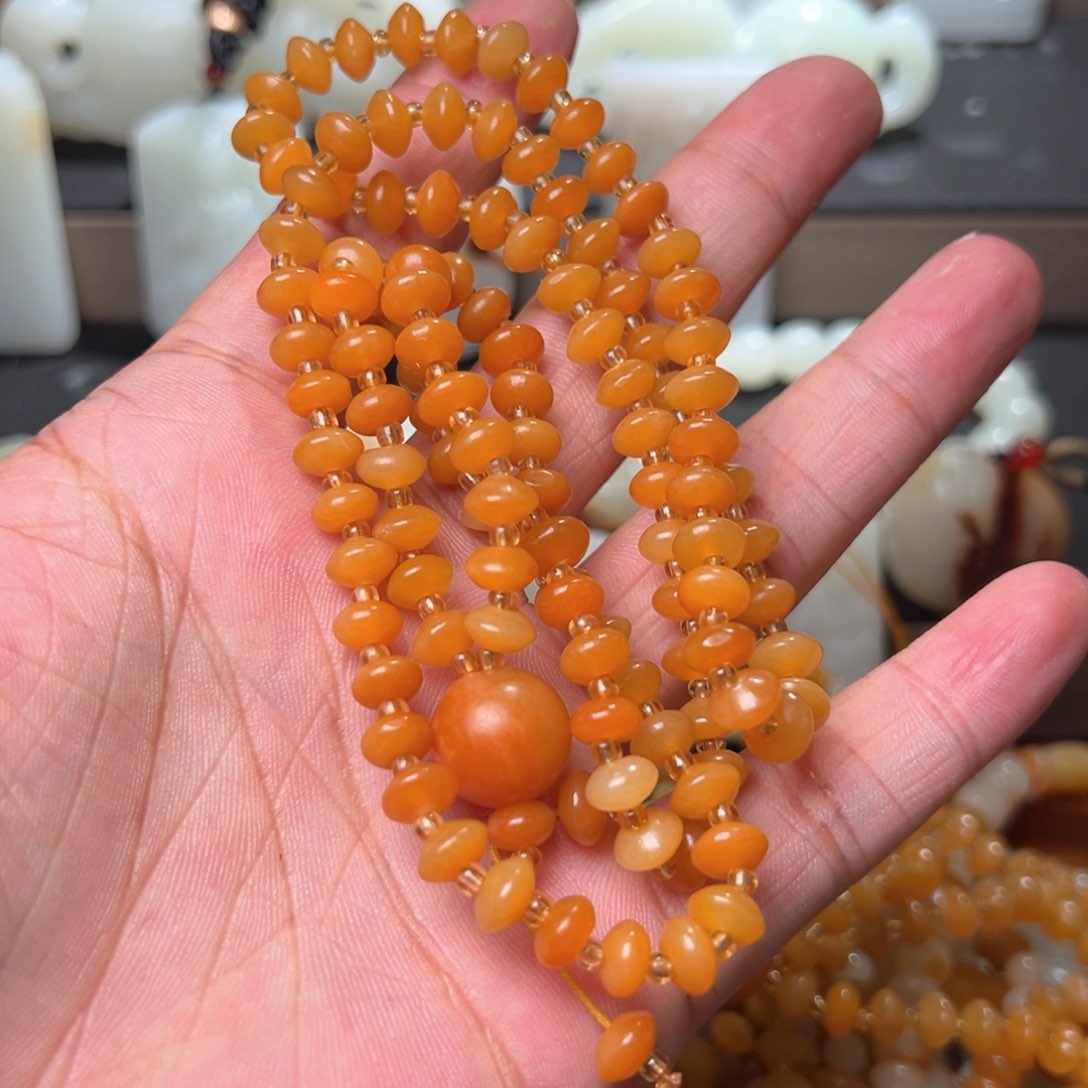 和田玉颈饰未镶嵌?**?