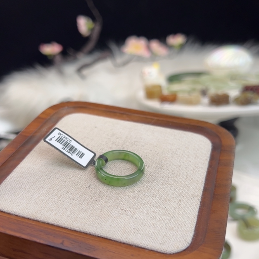 和田玉未镶嵌戒指N152乌兰海细条直径17.8不退换