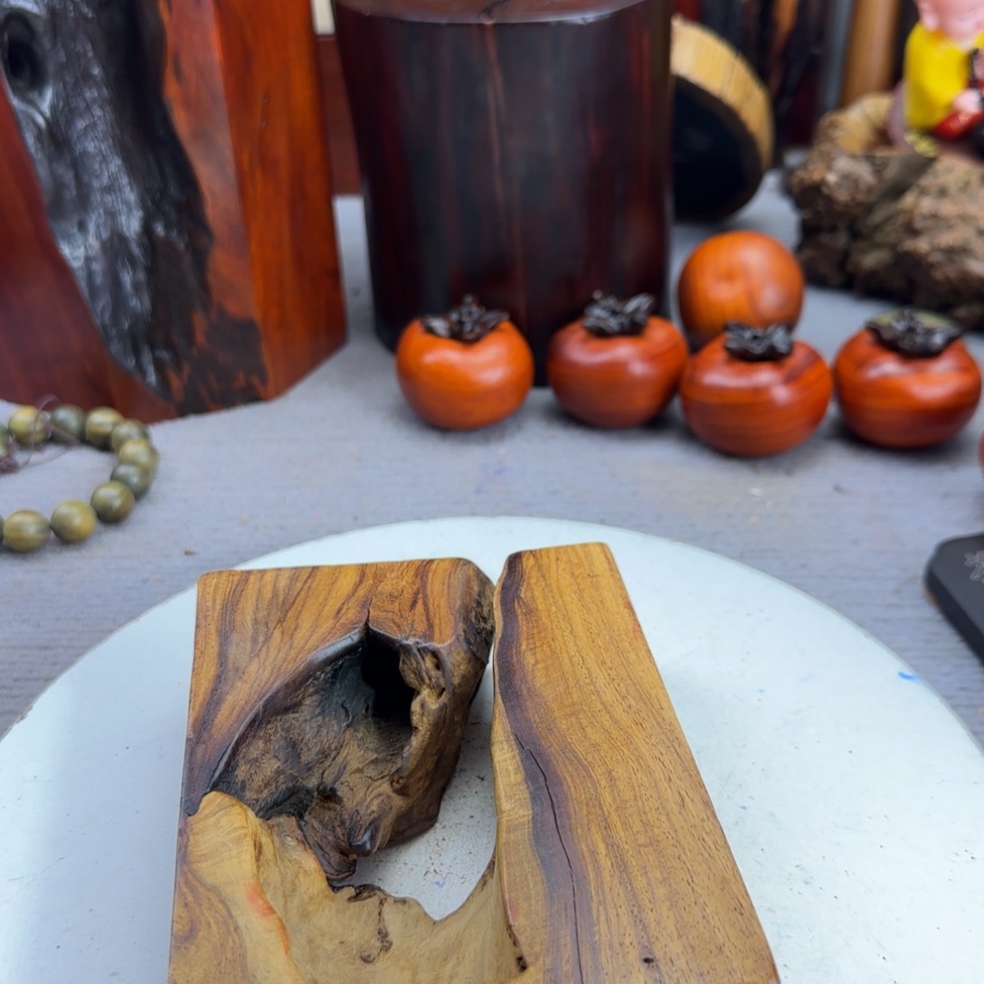 大果紫檀（缅甸花梨）牧*