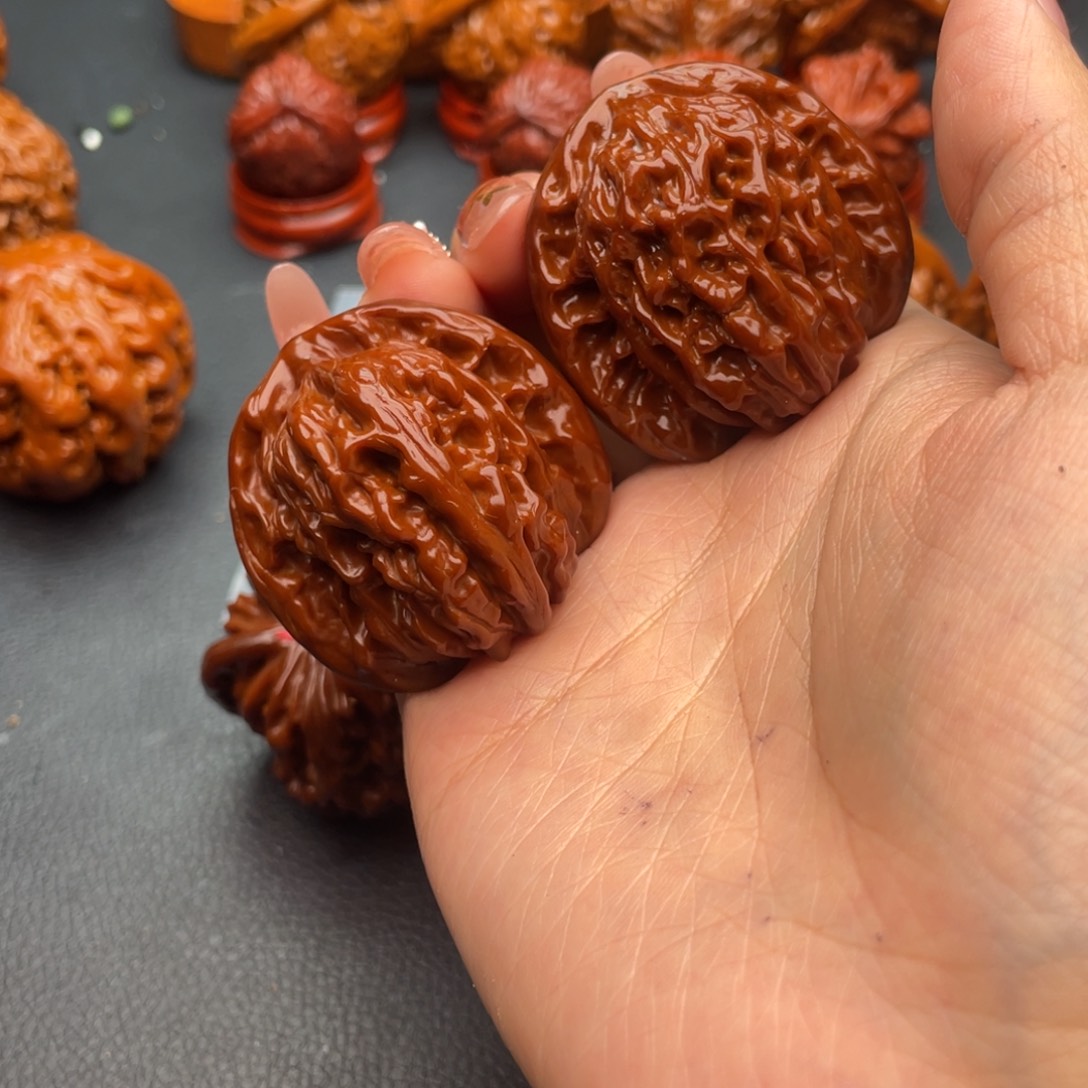 潘***平文玩核桃把件四座楼