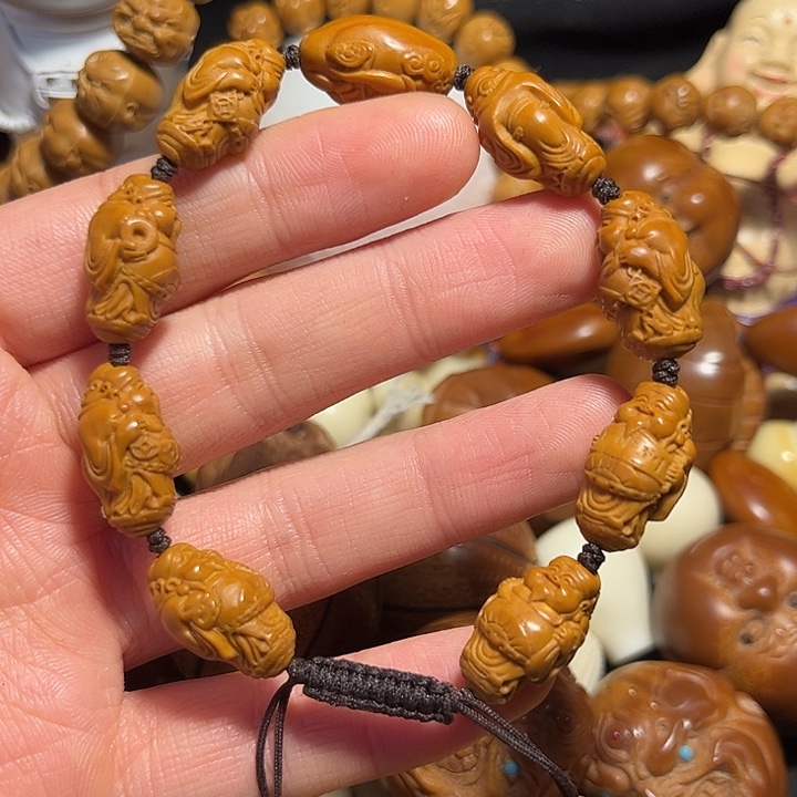橄榄核手串/手链站立财神1.2