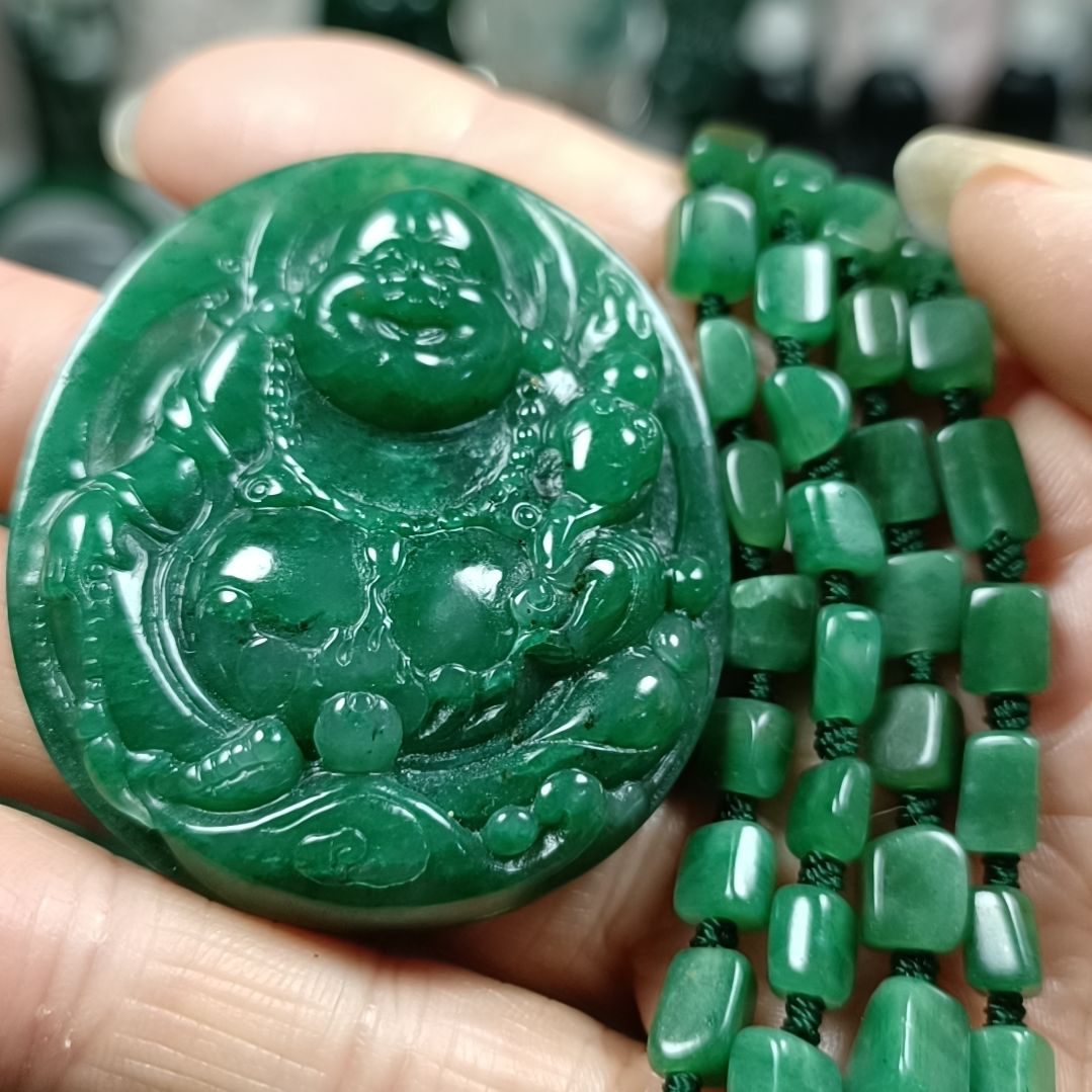 独山玉未镶嵌挂件