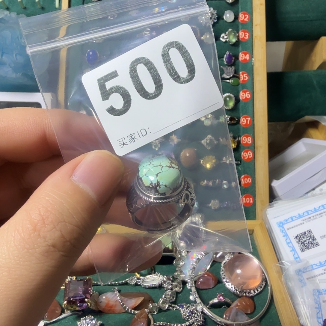 爱***猫石英质玉银S925镶嵌戒指