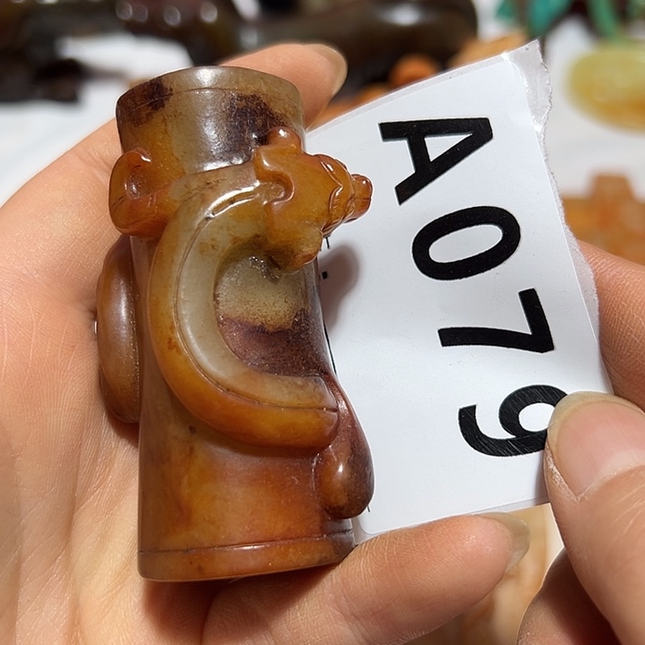 和田玉未镶嵌颈饰感**生