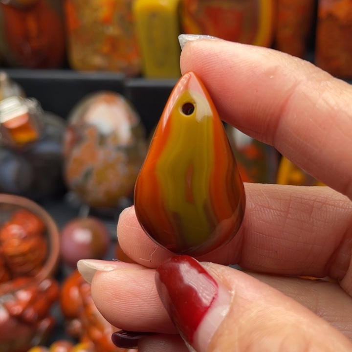 玛瑙/玉髓颈饰未镶嵌