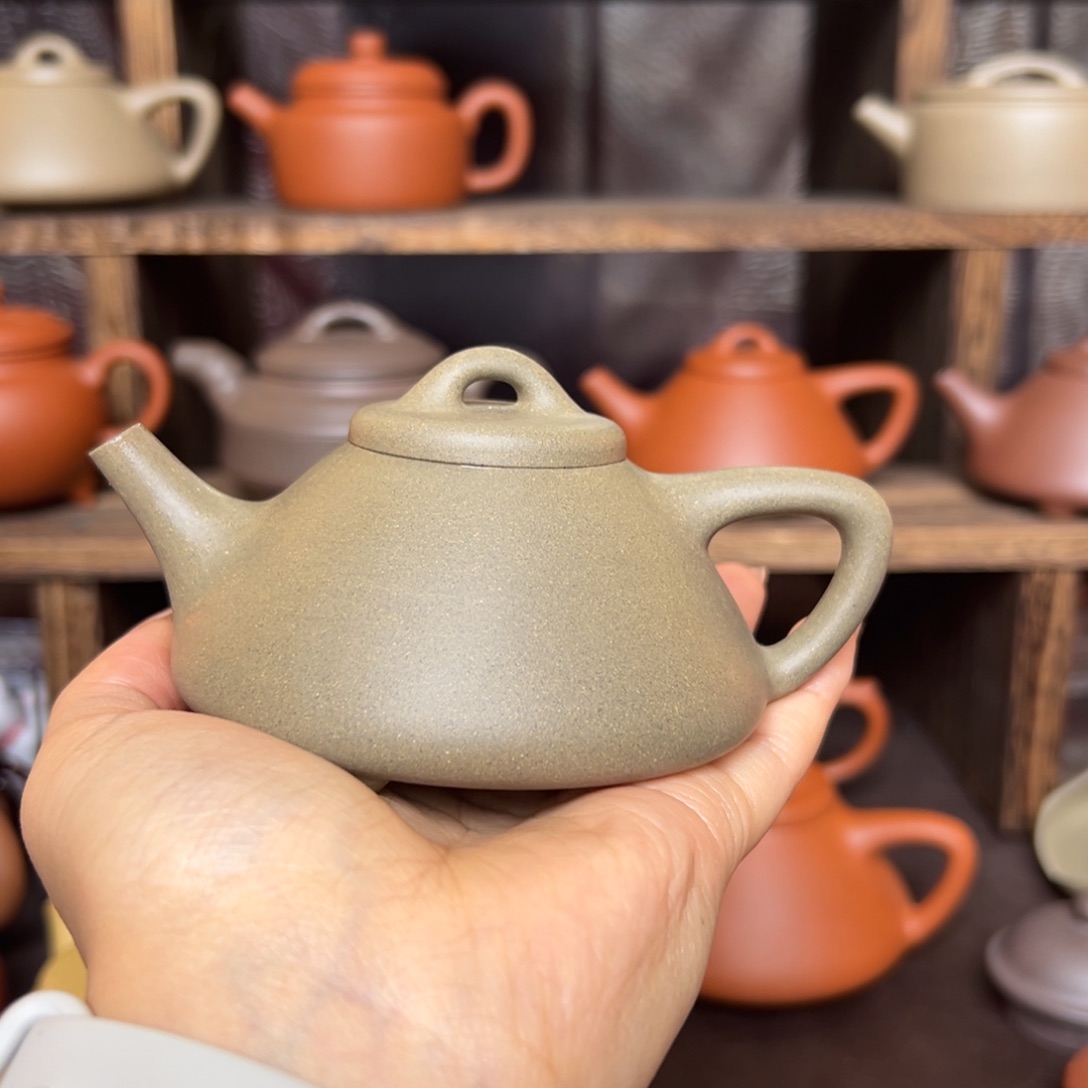 紫砂茶壶微瑕青段子冶石瓢150毫升