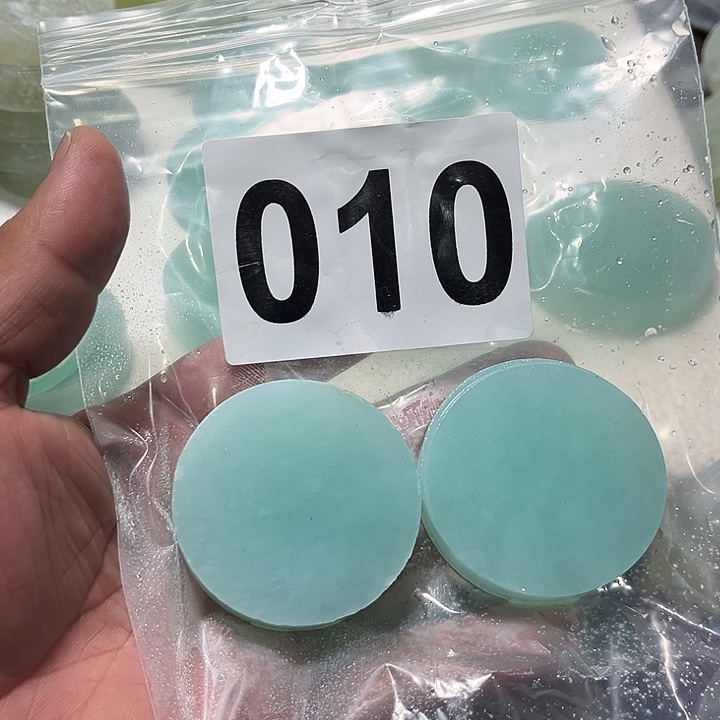 永***弃蛇纹石玉未镶嵌珠宝半成品