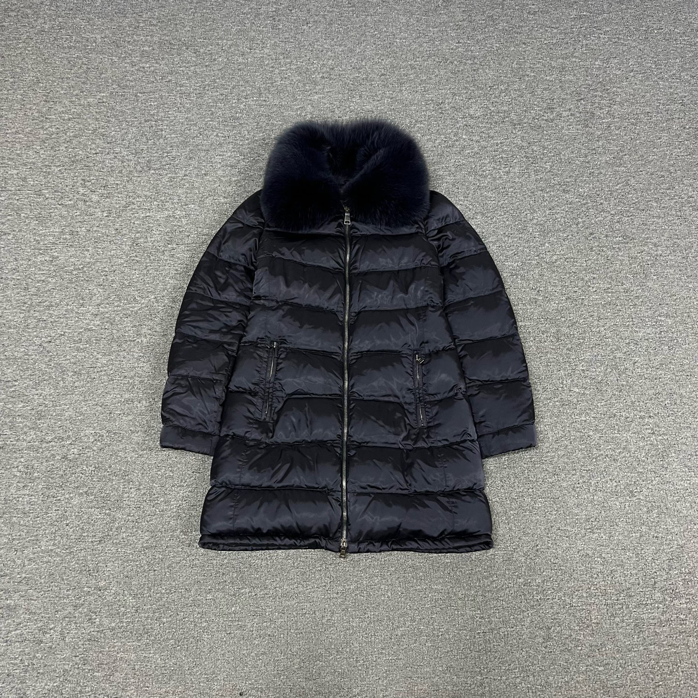 99新 Prada/普拉达 Prada 普拉达 毛领 长款 羽绒服 99新 