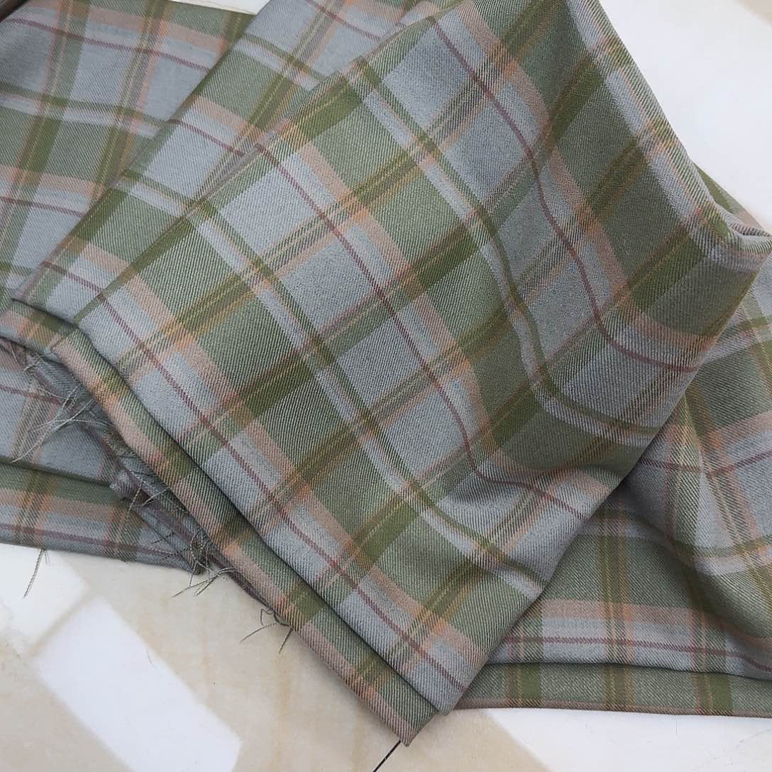 无纺布进口纯羊毛格子2米