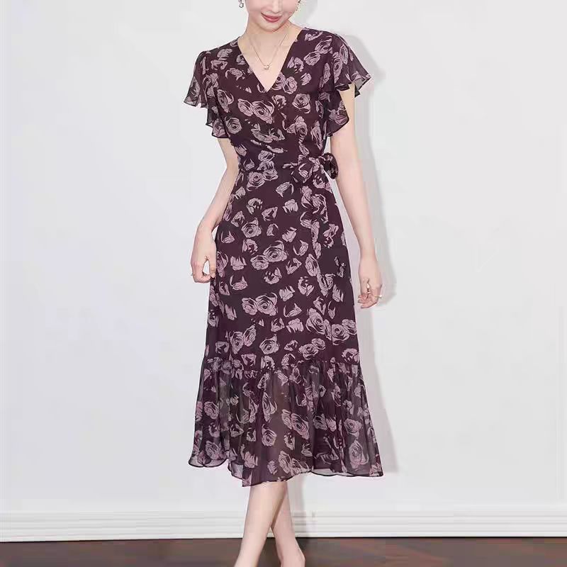 TL523219回味依衣高级感时尚设计师收腰品质连衣裙