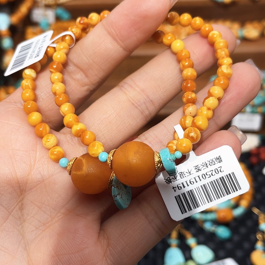 琥珀手链未镶嵌多样发其一