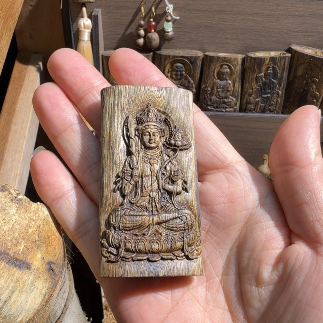 沉香碎屑沉香绿棋楠虚空➕虎块料10.6克