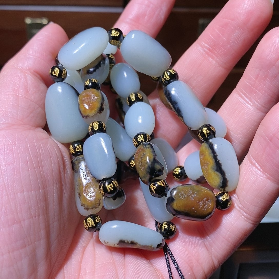 和田玉挂件未镶嵌大***！