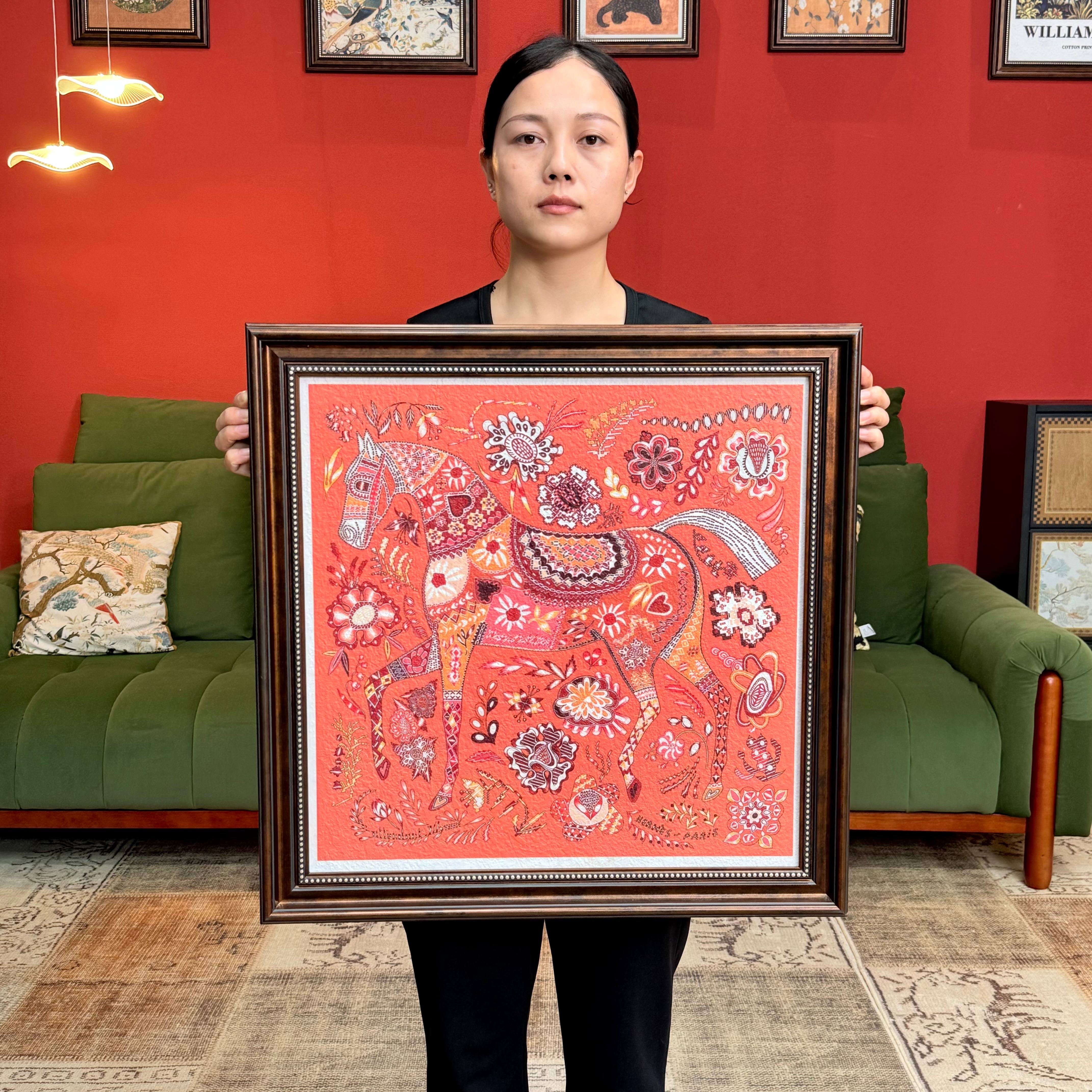 爆款丝巾秀入户玄关装饰画马上成功餐厅过道砂岩画F005摆件6060