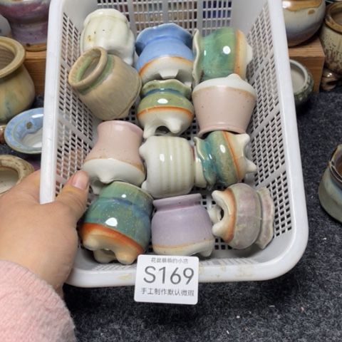 紫砂花盆微瑕169口径3厘米左右