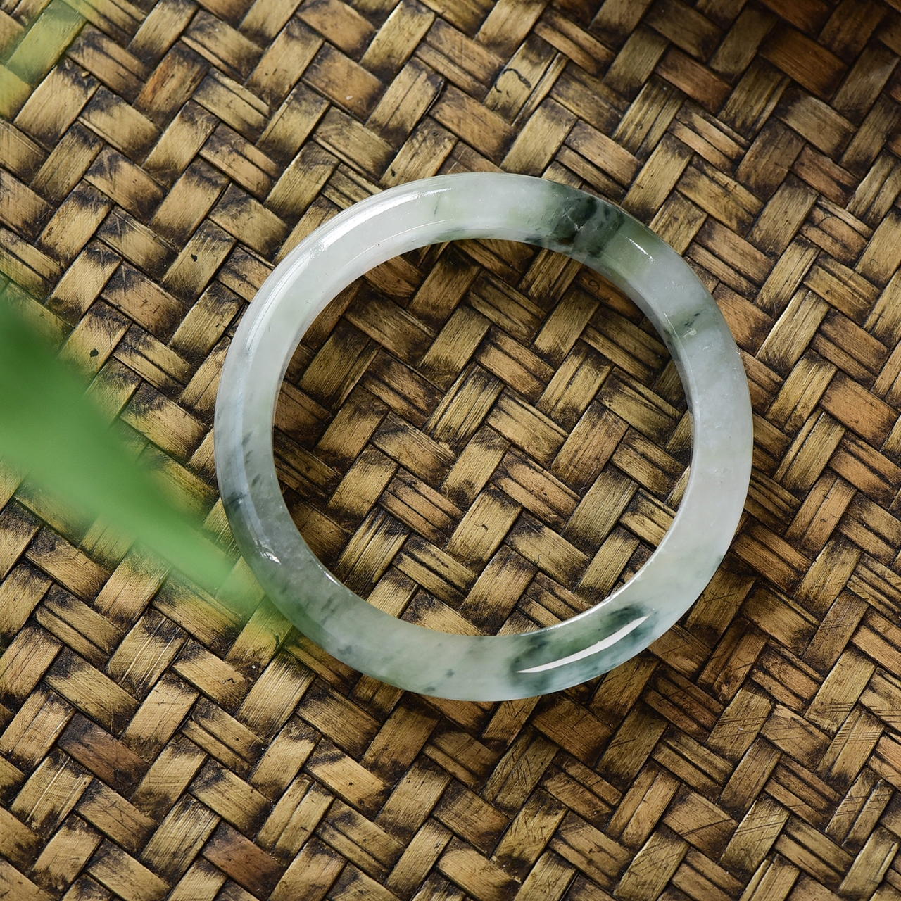 时尚大女王冰透女款精美美镯非遗手工艺