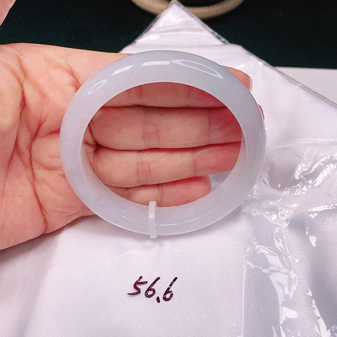 【闪购商品】翡翠手镯未镶嵌正圈