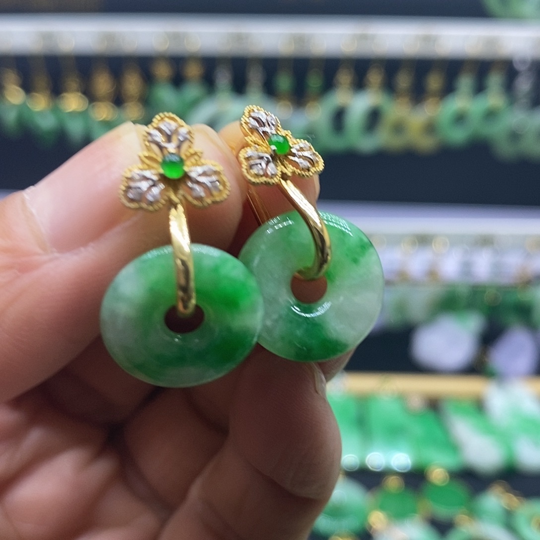 翡翠18K金镶嵌耳饰耳饰