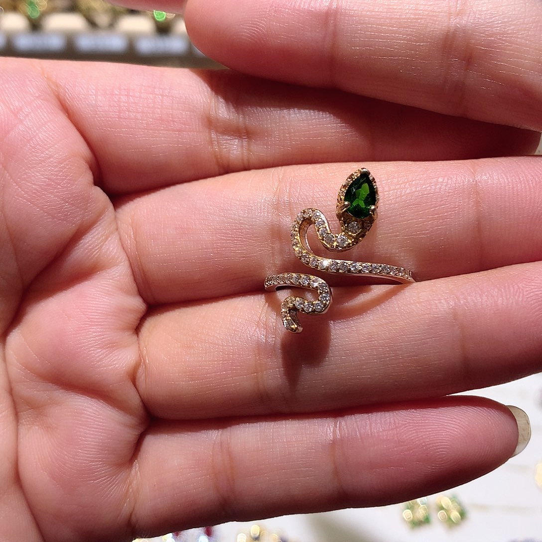 戒指透辉石银S925镶嵌