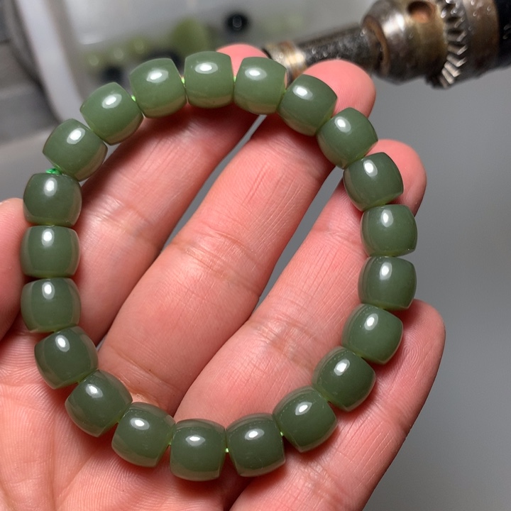 和田玉未镶嵌手串