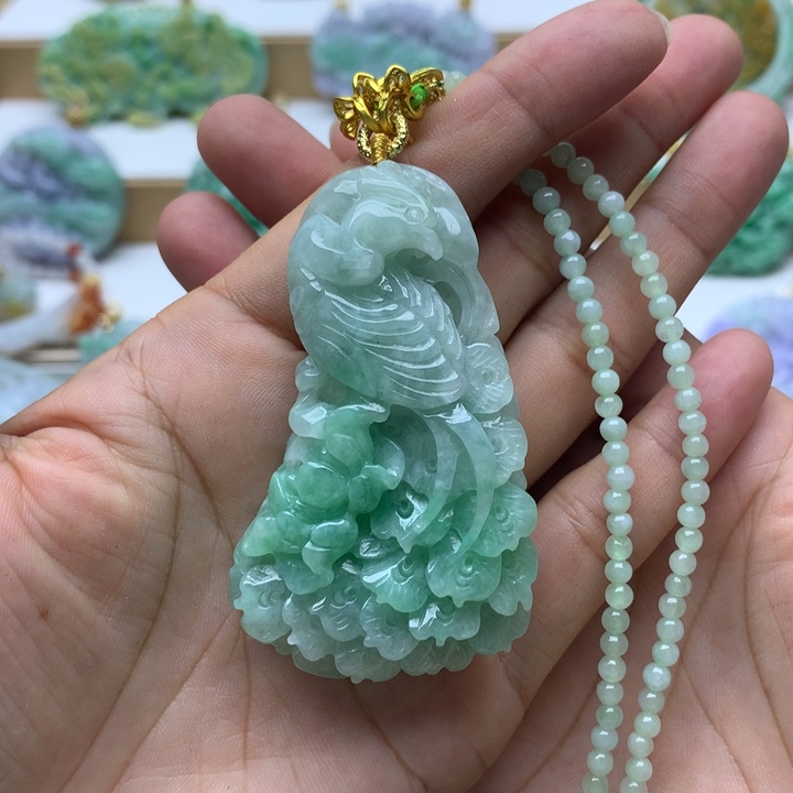 颈饰未镶嵌翡翠翡翠