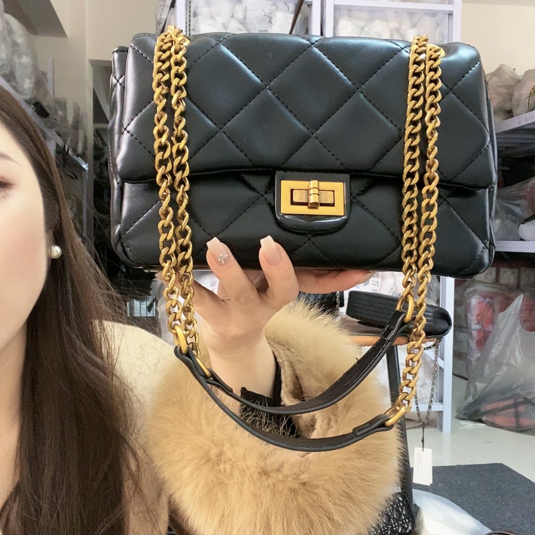 黄牛剖层皮革羊剖层皮革—-黑金色