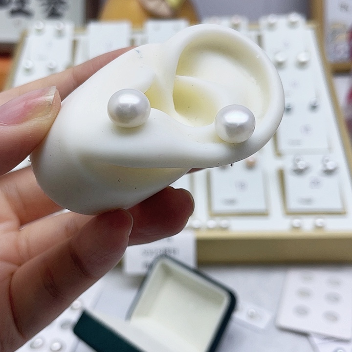 淡水珍珠耳饰银S925镶嵌是**吖