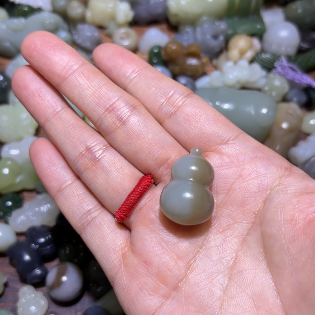 o***ᴳ和田玉未镶嵌珠宝半成品