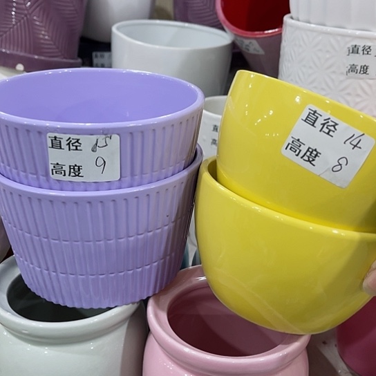 多肉绿植陶瓷花盆9.9包邮，有孔