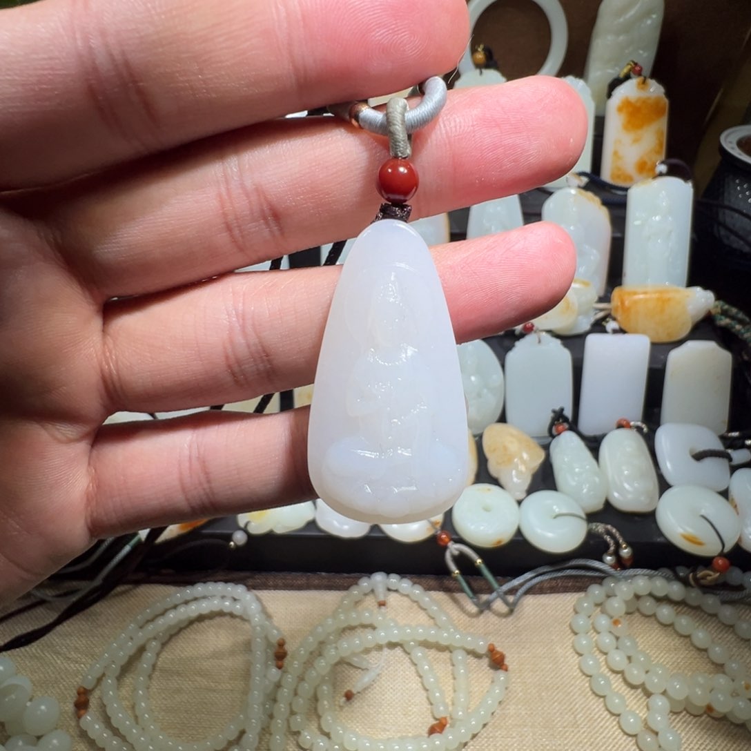 和田玉未镶嵌吊坠(不含链)