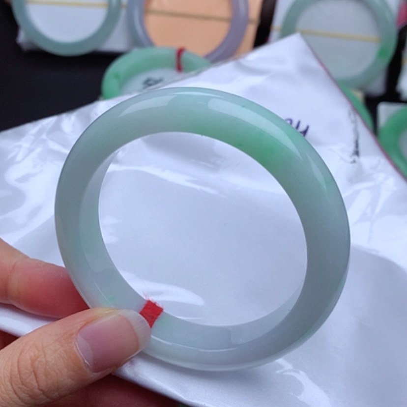 【闪购商品】翡翠手镯（开口镯）未镶嵌          正圈54.7 白底青