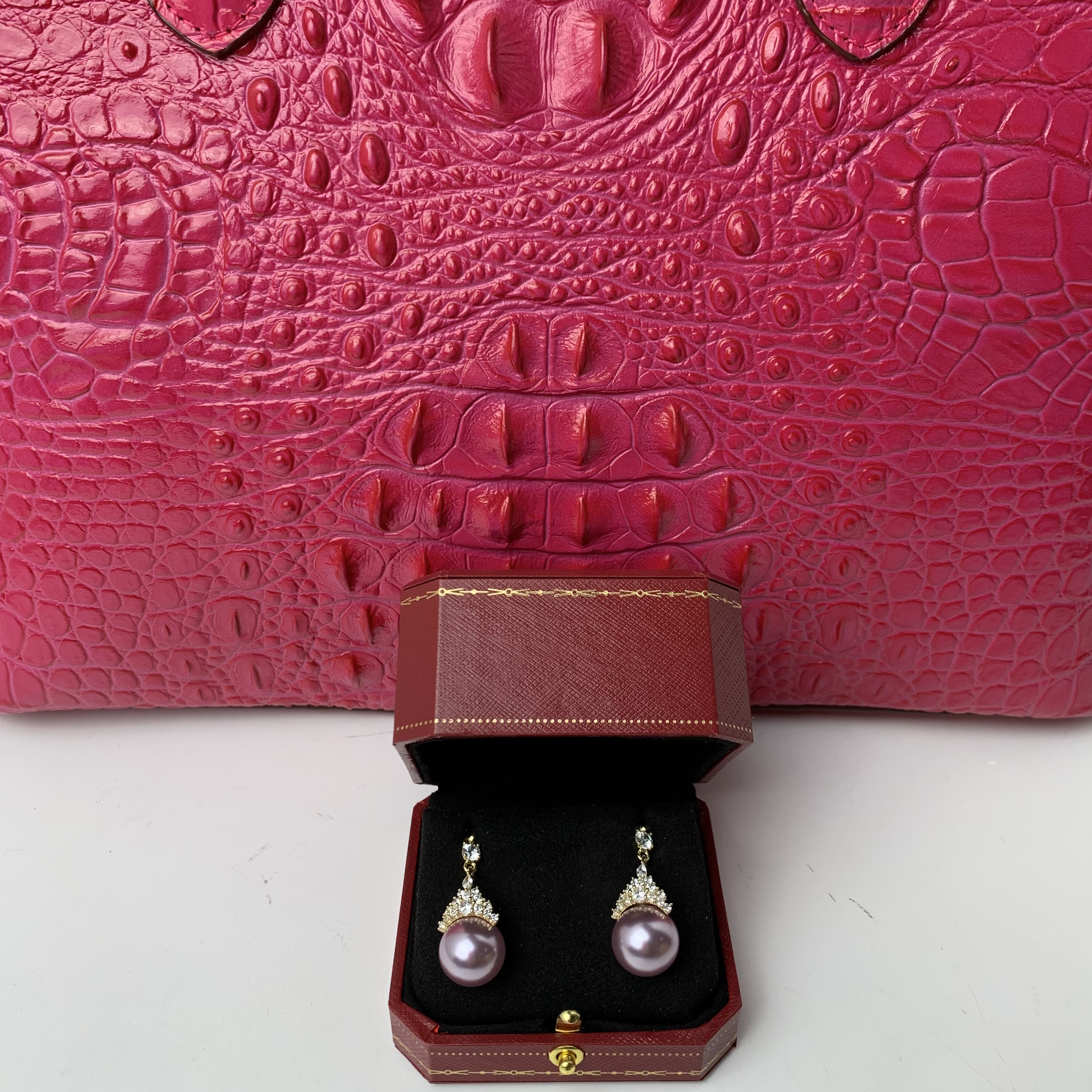 4146【香港联邦】紫色气质优雅女士耳环