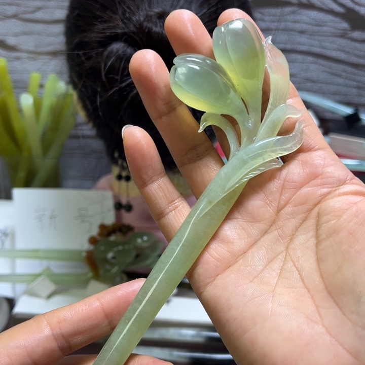 蛇纹石玉未镶嵌发簪