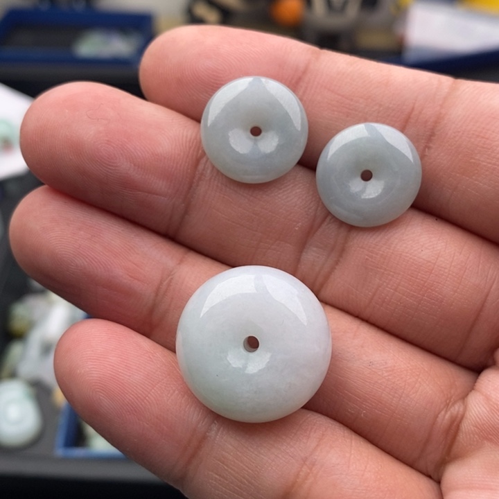 A***人翡翠未镶嵌吊坠(不含链)