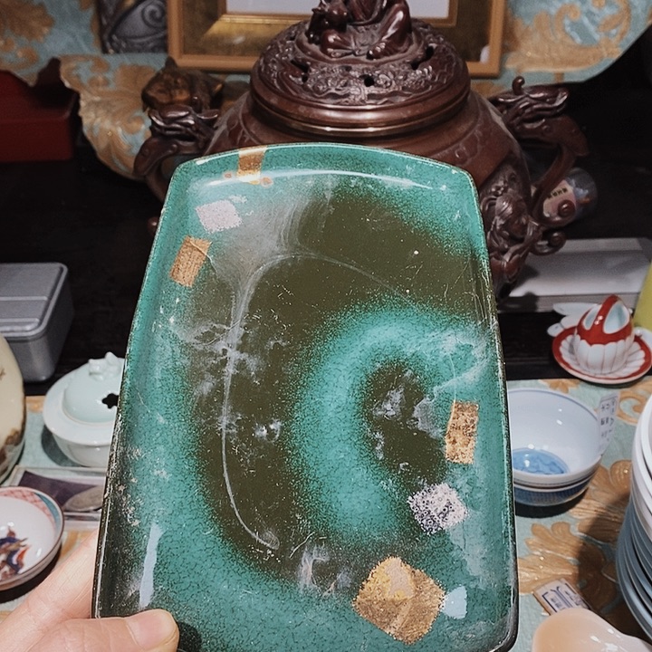 瓷片新年快乐。万事如意