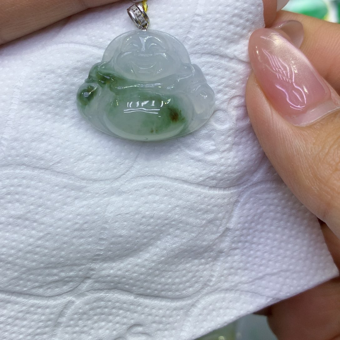 颈饰18K金镶嵌翡翠