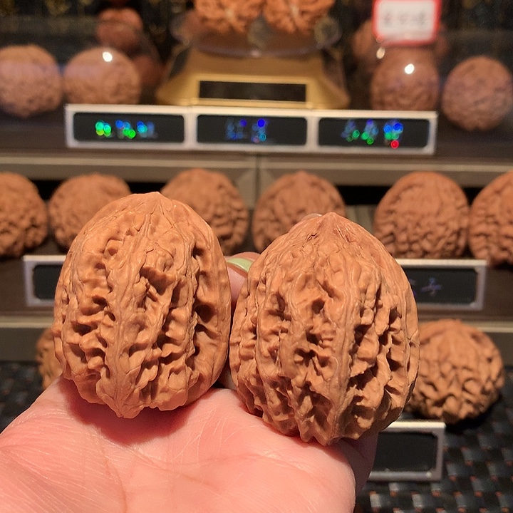 文玩核桃把件将军踏48尺