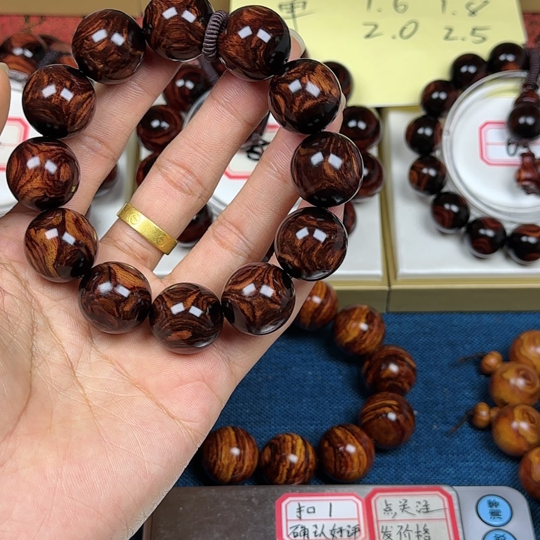 黄***两花梨木类黄花梨2.0