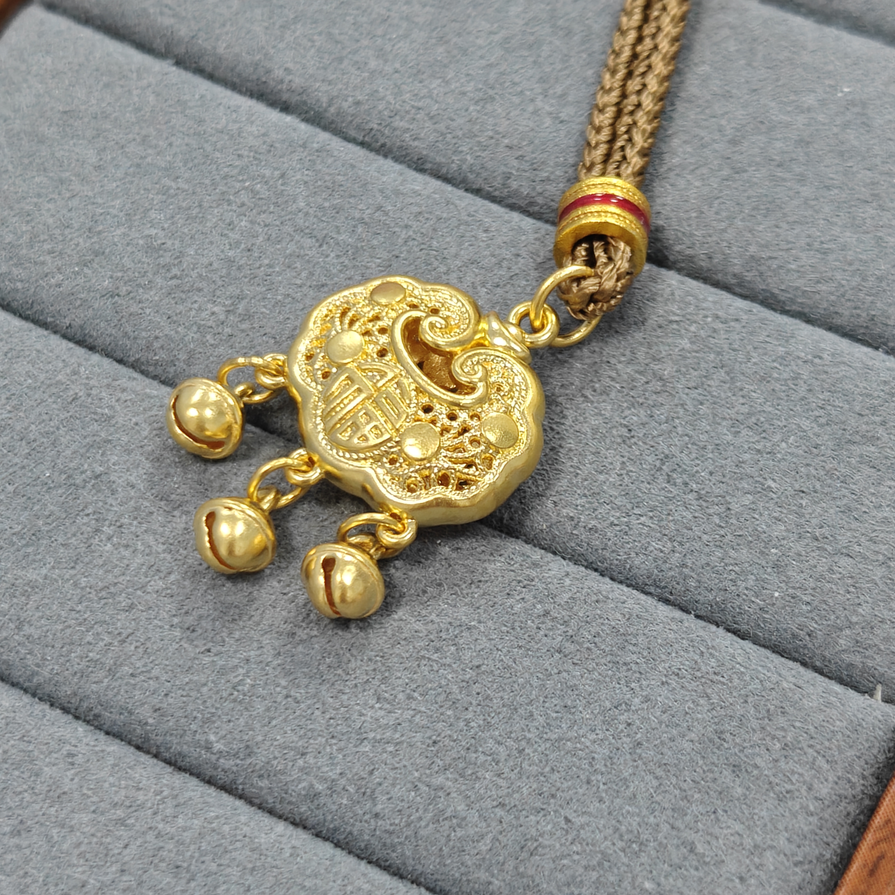 【周老板】足金网红锁配件 （赠绳部分为合金-2240）